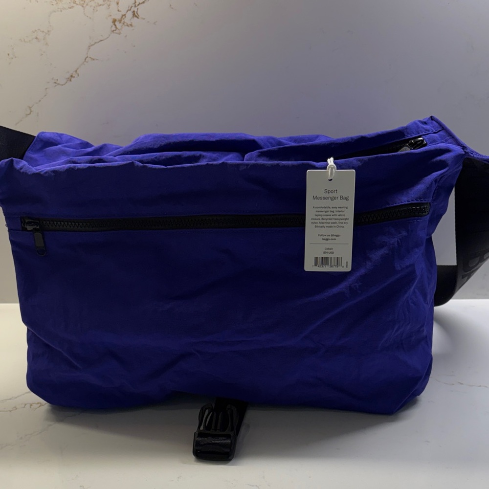 Baggu Lapis Nylon Messenger Bag - Picture 4 of 6